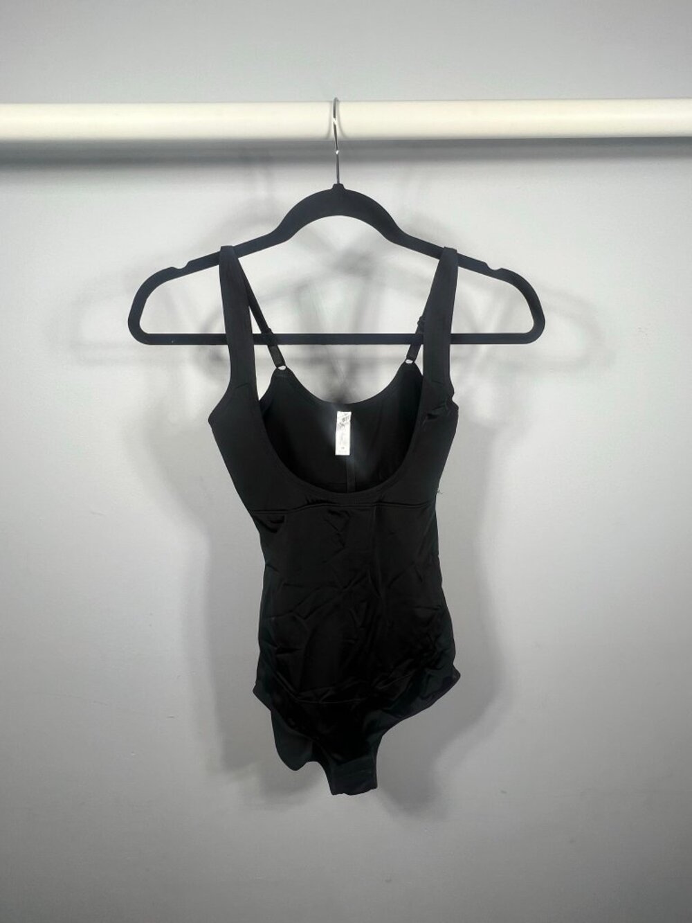 Marilyn Monroe Intimates Womens Shapewear Bodysuit Medium Comfort Everyday Event